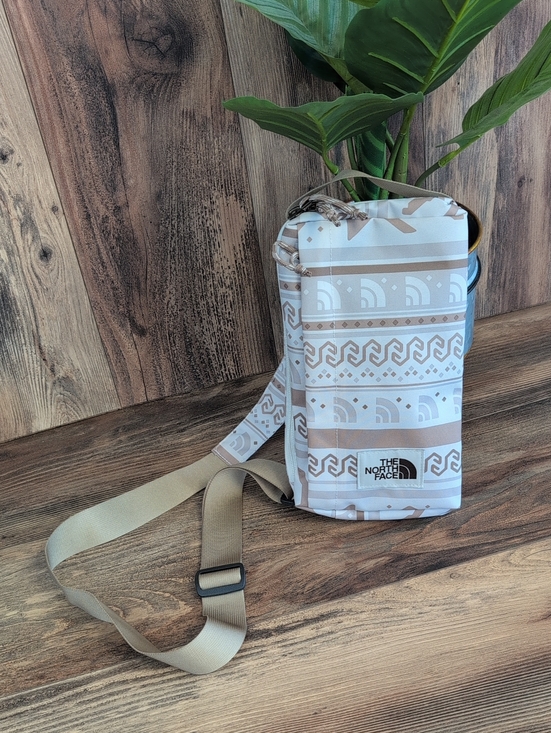 The North Face Handbags - The North Face Fiarisle Print kelp TNF Mountain Field Sling Bag